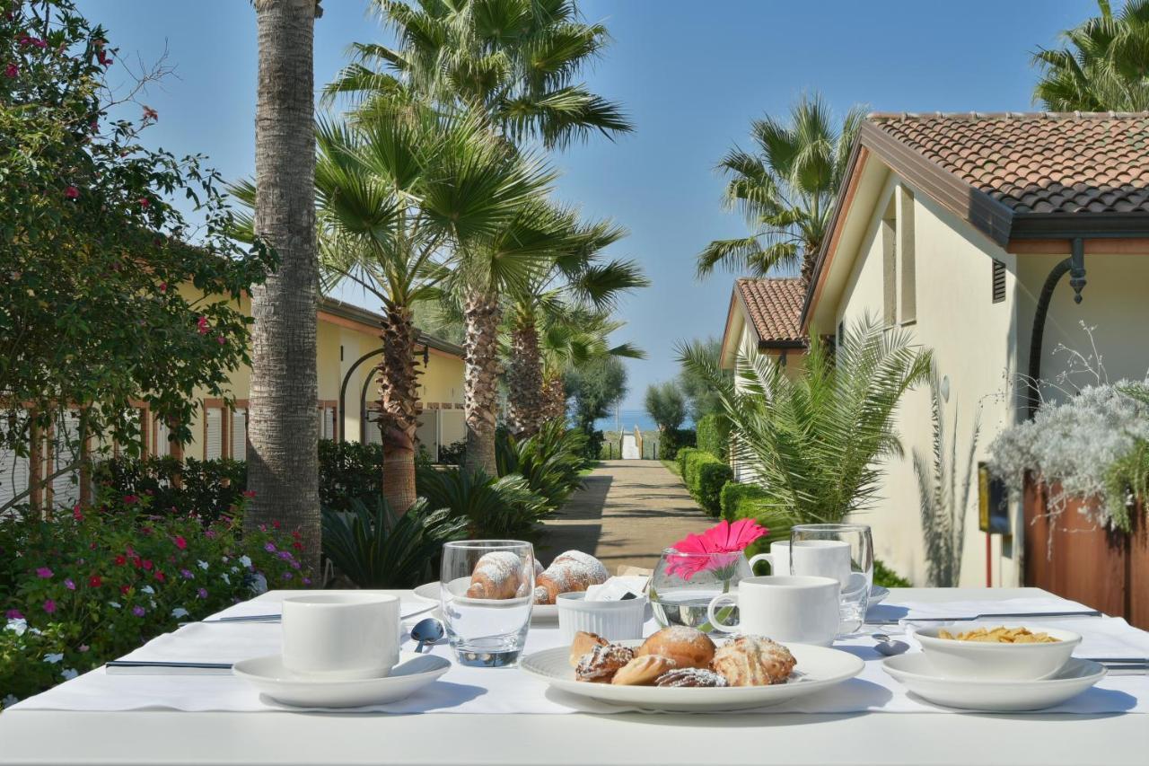 Paestum Inn Beach Resort Eksteriør bilde